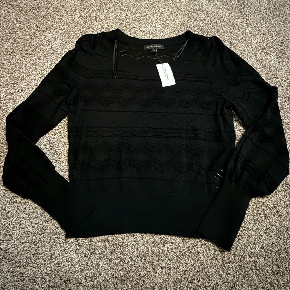 NEW Black Banana Republic Sheer Pattern SweaterSmall NWT  LIGHT WEIGHT